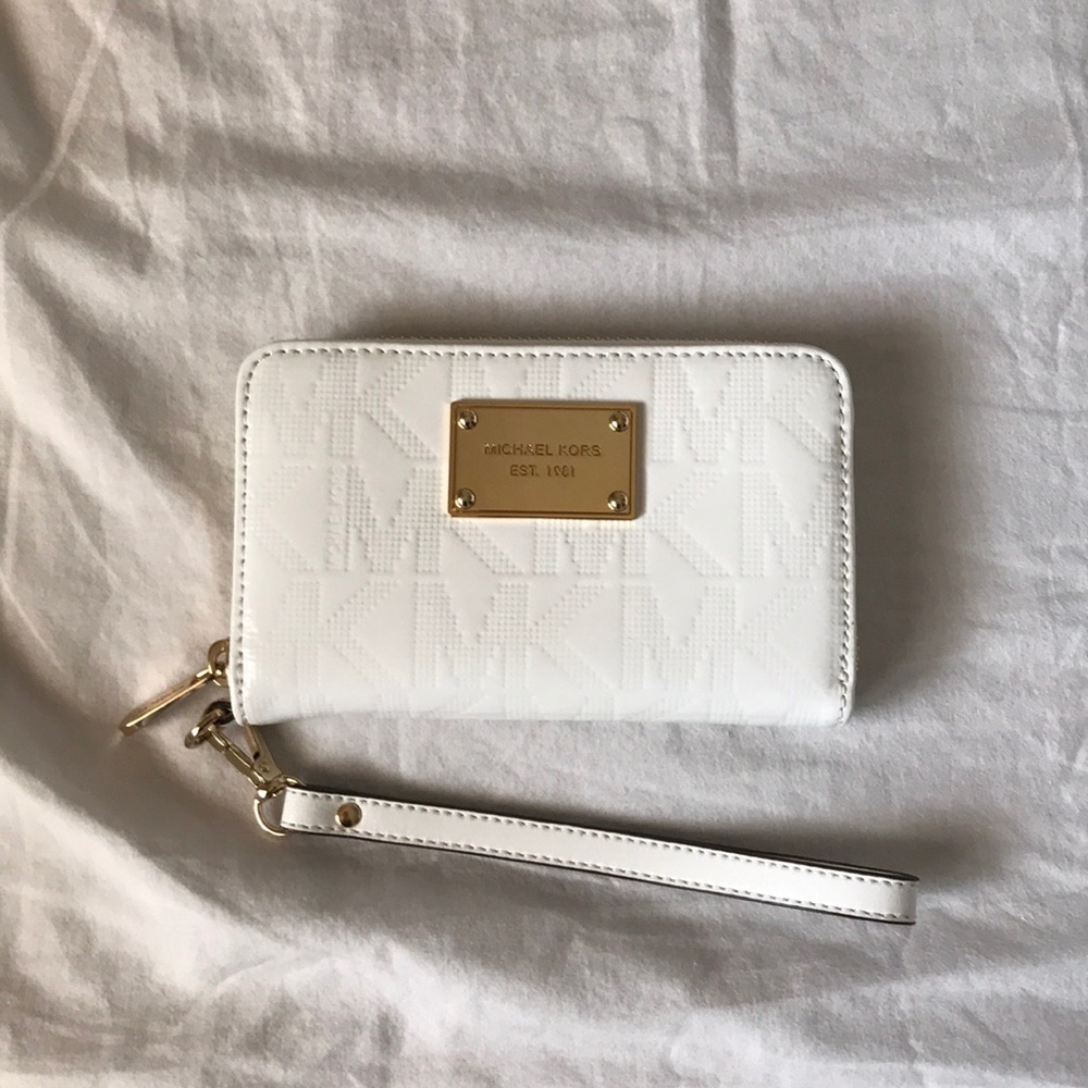 Michael Kors wristlet